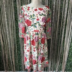 Elegant Floral Embroidered Mesh Dress with 3/4 Sleeves